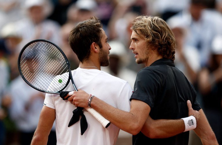 Etcheverry perdió en un partidazo contra Zverev y se ganó la ovación