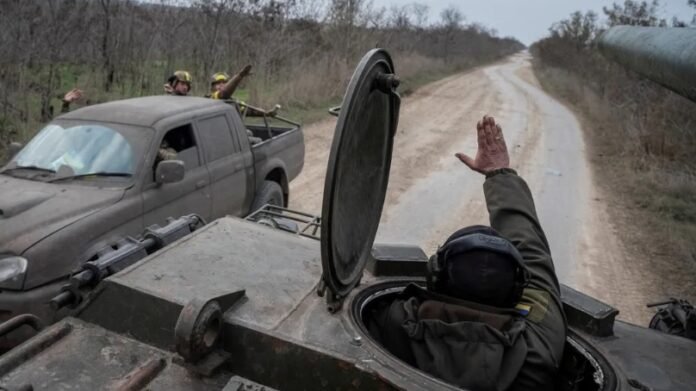 Rusia Se Retira De Una Ciudad Clave En Ucrania, Pero Zelenski Teme Que ...