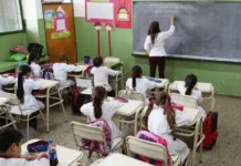 Informe advierte que la matrícula escolar caerá un 27% en el país
