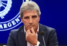 “Nunca compré ropa en Argentina”, la frase de Luis Caputo para criticar a la industria textil