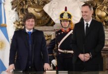 Milei y Adorni inauguran la nueva etapa del Gobierno y presentan a Monteoliva y Presti a los ministros