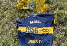 Apareció la camiseta que Boca lanzó al cielo en homenaje a Miguel Russo: dónde fue hallada