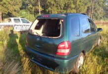 Hallaron un automóvil paraguayo abandonado y analizan su vínculo con una fuga en el puente internacional