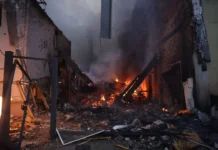 Zelenski afirmó que Rusia no quiere la paz tras masivo ataque sobre Ucrania