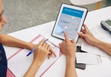 El gasto público argentino cayó un récord del 27% y el consumo se sostiene solo con tarjeta