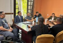 Safrán encabezó mesa de trabajo para fortalecer condiciones laborales de la Policía y el SPP