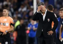 Peleas con los referentes en el vestuario, la razón que habría motivado la renuncia de Gallardo