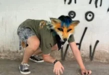 Una mujer denunció que su hija fue atacada por un joven “therian”