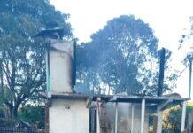 Un incendio destruyó una vivienda en Tobuna: no se registraron personas lesionadas.