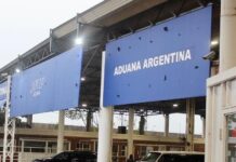 Intervienen la Aduana de Posadas por presuntas coimas que involucran a gendarmes y agentes de ARCA