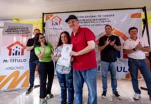 Passalacqua encabezó la entrega de más de 200 títulos de propiedad en Santa Ana