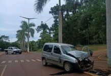 Un hombre de 76 años resultó hospitalizado tras impactar contra una palmera en Eldorado