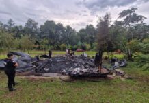 Una vivienda quedó completamente destruida por un incendio en Montecarlo