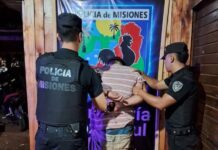 Amenazó a su pareja y su hijo con un arma, huyó disparando y terminó detenido en Pozo Azul