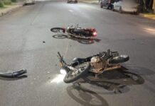 Choque entre motos en Posadas: una mujer herida y un conductor con alcoholemia positiva