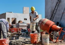 La construcción no arranca: venta de insumos volvió a caer en febrero