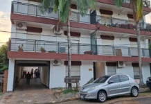 Un hombre murió tras caer de un tercer piso en Posadas: detuvieron a su primo