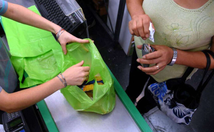 ley-que-prohibe-el-uso-de-bolsas-de-polietileno