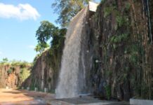 Un hombre se arrojó desde la cascada de la Costanera de Posadas