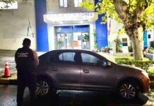 Creyó que le robaron el auto de un cliente, pero el dueño se lo llevó por no poder pagar el arreglo