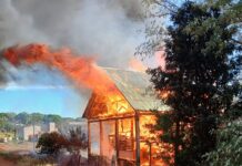 Incendio consumió por completo una vivienda en San Antonio