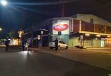 Choque entre un auto y una moto en Posadas: un joven resultó lesionado