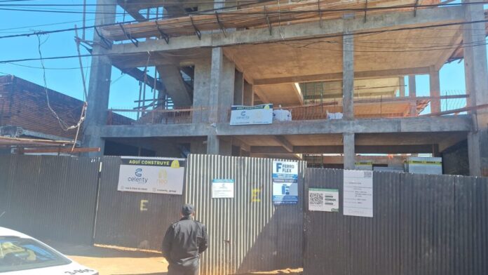 Parte-de-una-obra-en-construccion-se-desplomo-e-hirio-a-un-trabajador-en-Posadas