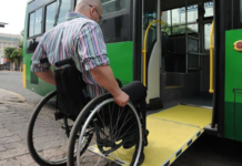 Buscan frenar la resolución que dejó sin transporte gratuito a personas con discapacidad