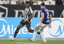 Racing perdió con Botafogo y quedó al borde de la eliminación en la Copa Sudamericana
