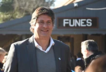 Un intendente pidió licencia para viajar al Mundial con sus amigos: “Cada cuatro años nos olvidamos de todo”
