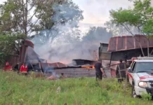 Se incendia la explanta Envases Misioneros en Garupá