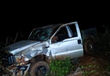 Choque entre un automóvil y una camioneta dejó tres personas hospitalizadas en San Pedro