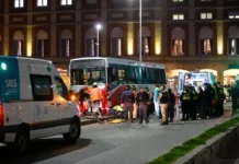 Un colectivo perdió el control en Mar del Plata, arrolló a 7 personas y dejó una víctima fatal