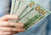 El dólar oficial abre a $1.500, una suba de $5 con relación al último cierre
