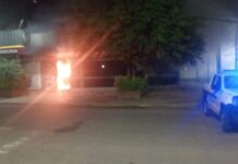 Un incendio afectó a una heladería en Posadas