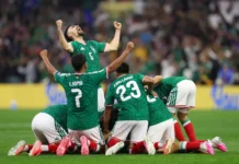 México venció 2 a 0 a Ecuador y alcanzó los 8vos de final del Mundial