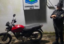 Escaparon de un control con una moto robada, se ocultaron en una casa y terminaron detenidos en Miguel Lanús