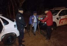 Policías rescataron del frío a un hombre y busca a sus familiares en Panambí