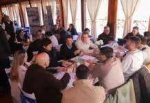 El Gobierno provincial se reúne en Iguazú con intendentes del Norte para avanzar con obras y nuevos proyectos