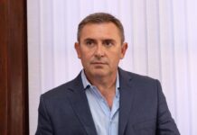 “Los senadores misioneros tienen la oportunidad histórica de impedir que el Gobierno nacional rife nuestro territorio”, afirmó Carlos Sartori