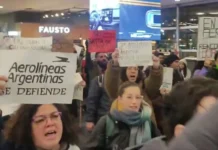 Tensión en Aeroparque: protesta de trabajadores deriva en demoras de vuelos en el inicio del fin de semana largo