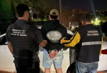 Fue a vender dólares, el comprador escapó con el dinero y le dispararon durante la persecución