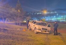 Cinco adolescentes resultaron ilesos tras el despiste de una camioneta en Dos de Mayo