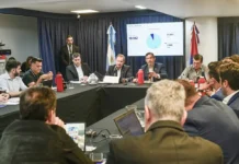 El Ministerio de Gobierno prevé más cámaras, alarmas vecinales y un aumento en la entrega de títulos de propiedad