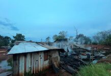 Ocho familias afectadas por un incendio que habría sido intencional en Oberá