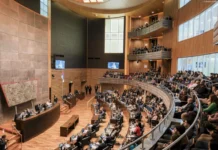 La Legislatura aprobó medidas sobre defensa del consumidor, patrimonio y revisión del peaje de la Ruta 12