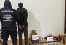 Estaba detenido para averiguar sus antecedentes y resultó ser un boquetero buscado por el robo a una ferretería
