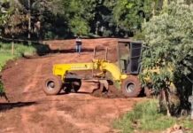 Corpus: trabajan en el mantenimiento de caminos terrados tras las intensas lluvias