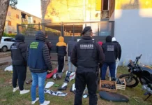 Desbarataron un aguantadero en Posadas: detuvieron a seis personas con armas, motos robadas y cocaína