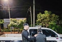 Le arrojó una botella al árbitro e intentó golpearlo durante un partido de fútbol en Apóstoles